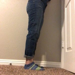 Dark paper bag waisted jeans.